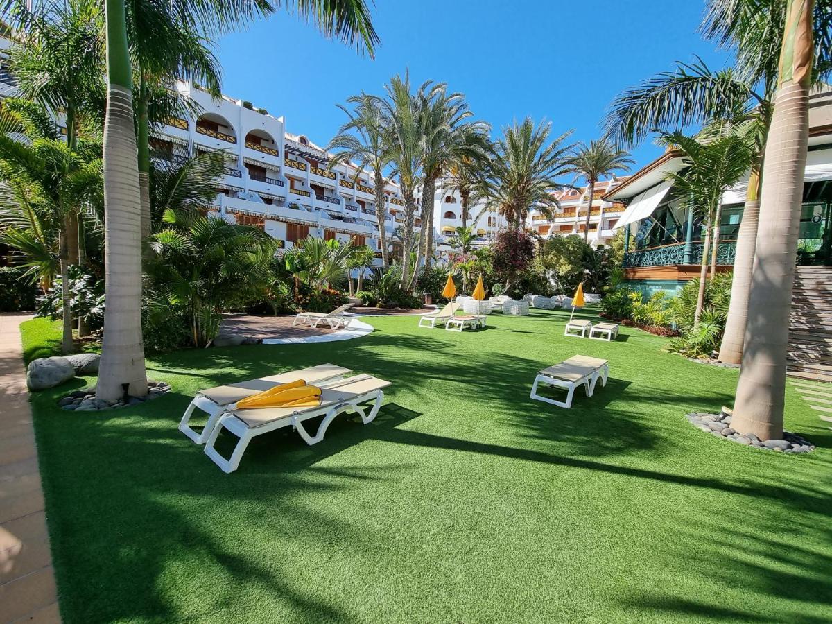 Studio Apartment No 1 Directly On The Beach And Sea, Terrace, Heated Pool, Wifi Playa de las Américas Dış mekan fotoğraf