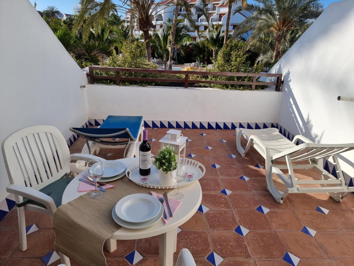 Studio Apartment No 1 Directly On The Beach And Sea, Terrace, Heated Pool, Wifi Playa de las Américas Dış mekan fotoğraf